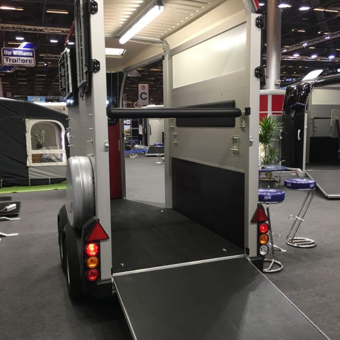 473974_1549968859_9359.jpg 473974_1549968859_9359.jpg