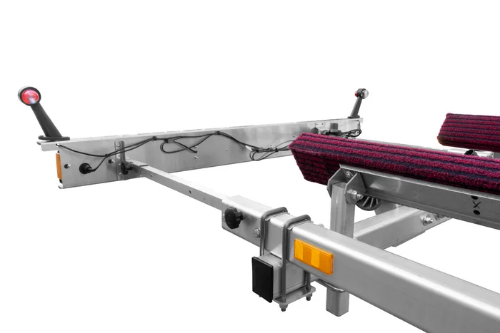 fre_pm_Remorque-porte-bateau-UNITRAILER-JET-ALU-PTAC-750-kg-4035_1 fre_pm_Remorque-porte-bateau-UNITRAILER-JET-ALU-PTAC-750-kg-4035_1